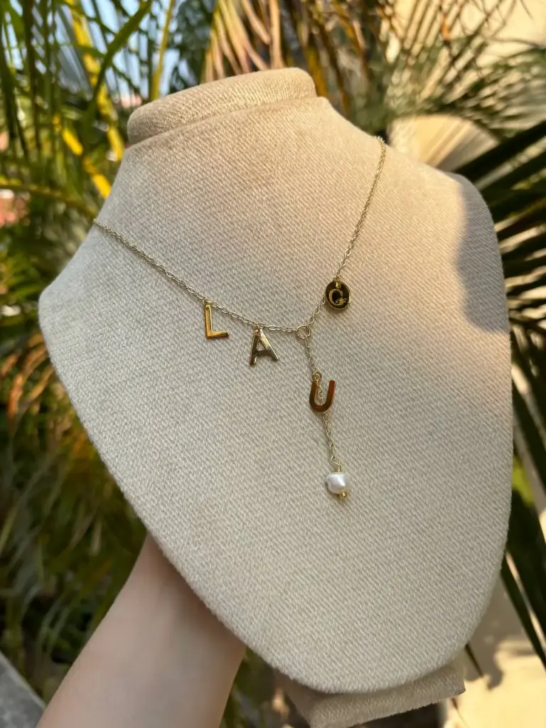 Corbatin de 3 letras Goldfield