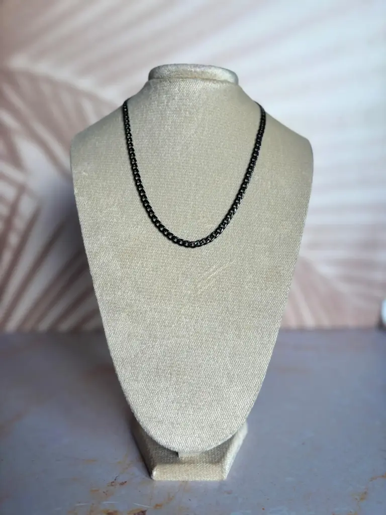 Collar Eslabones negros