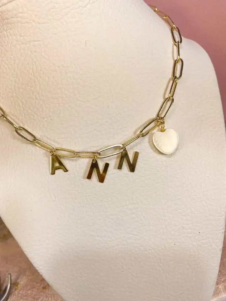 Collar Ambar