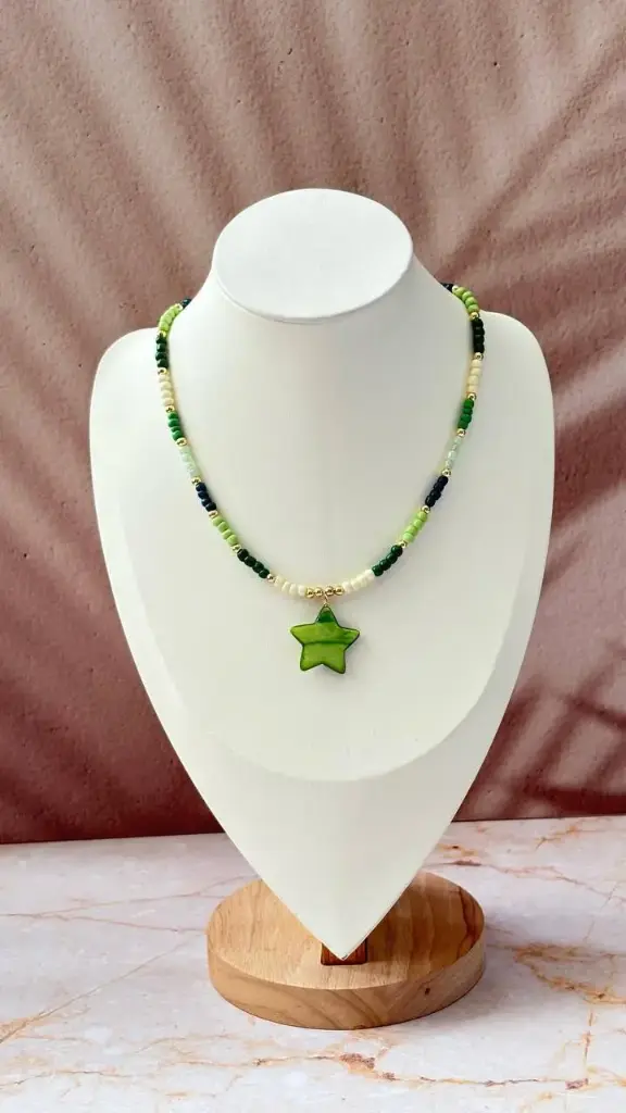 Collar Fiji