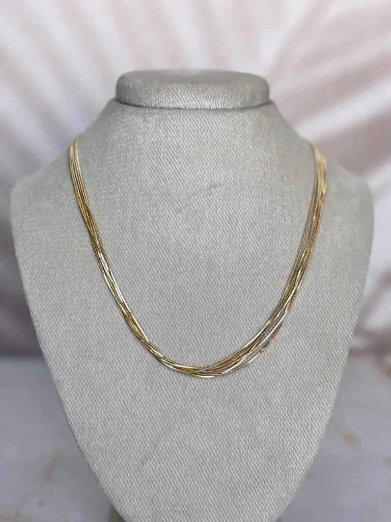 Collar Yari