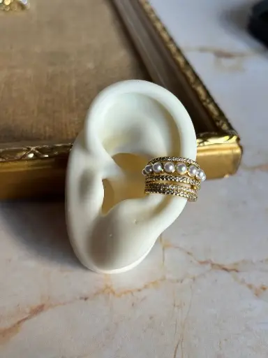 [CA-000149] Earcuff Edna