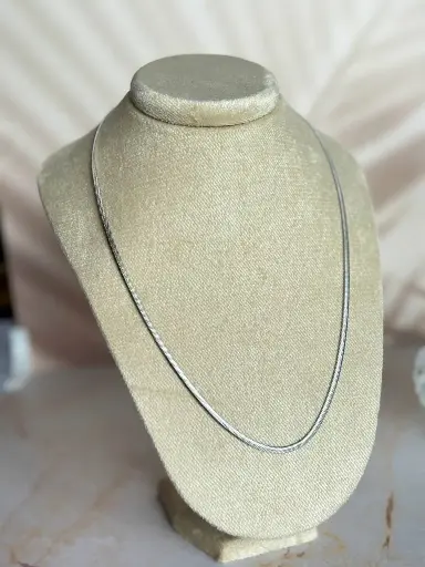 [CA-000354] Collar Kevin